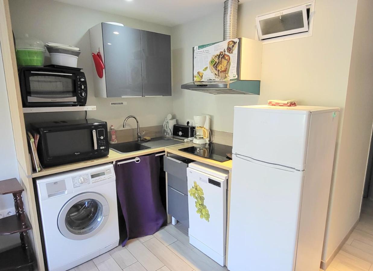 Residences Les Sansonnets "Appartements & Studios" Jonzac Extérieur photo
