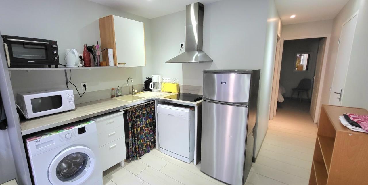 Residences Les Sansonnets "Appartements & Studios" Jonzac Extérieur photo