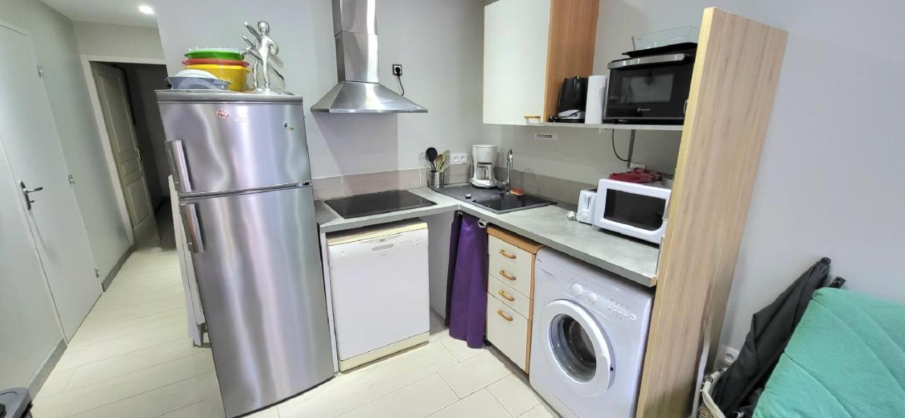 Residences Les Sansonnets "Appartements & Studios" Jonzac Extérieur photo