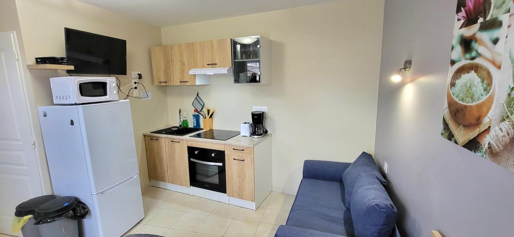 Residences Les Sansonnets "Appartements & Studios" Jonzac Extérieur photo