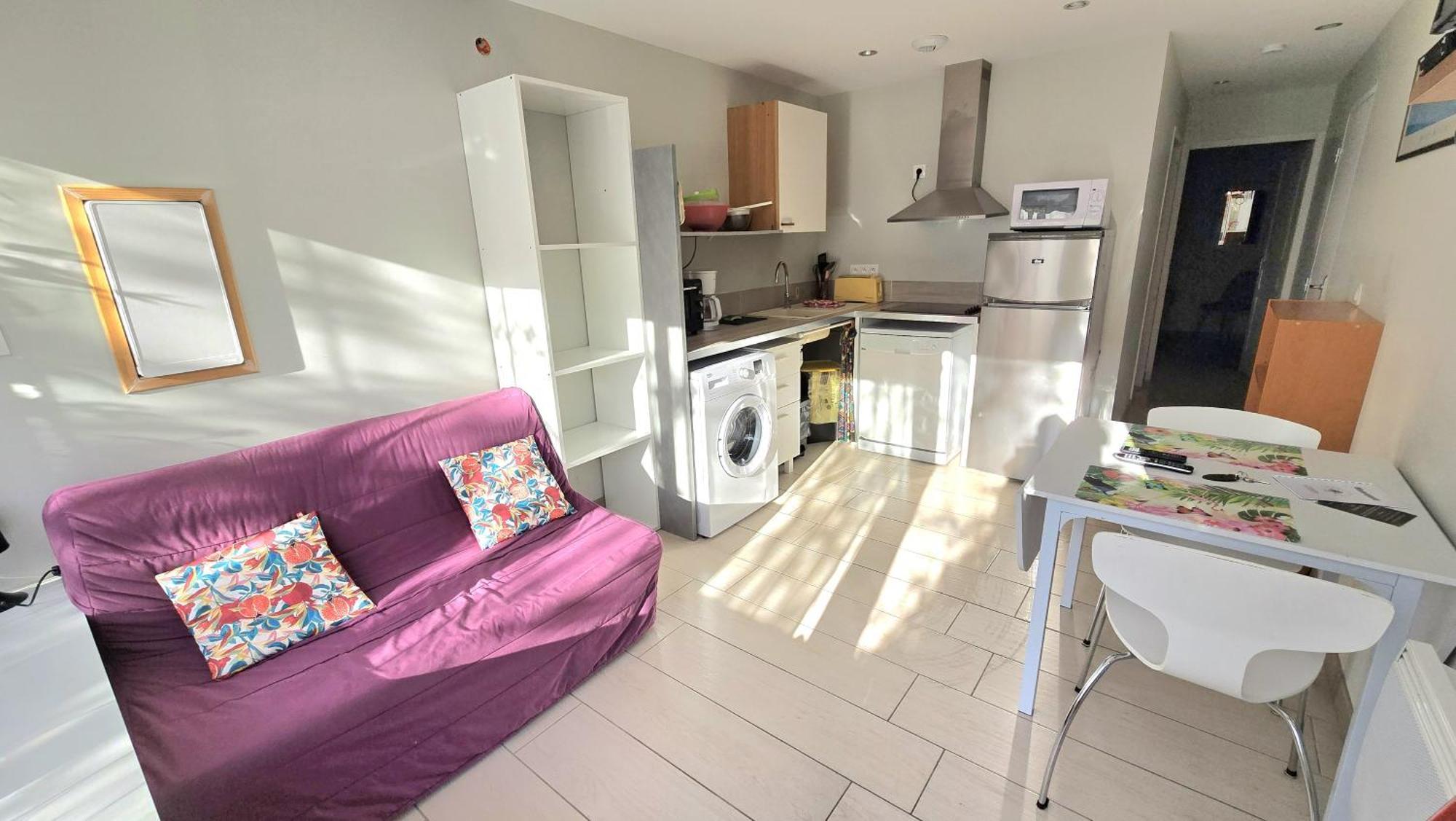 Residences Les Sansonnets "Appartements & Studios" Jonzac Extérieur photo